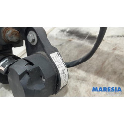 Renault - Megane - Towbar