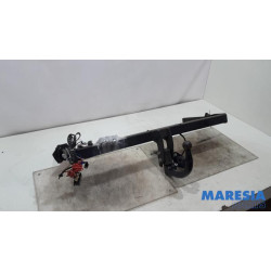 Renault - Megane - Towbar