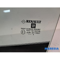 Renault - Trafic - Vitre triangulaire avant gauche