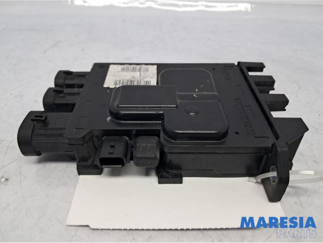 Renault - Trafic - Voltage regulator