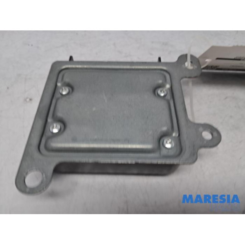 Renault - Trafic - Airbag Modul