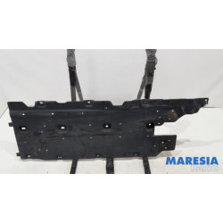 Renault - Megane - Beschermplaat bodem