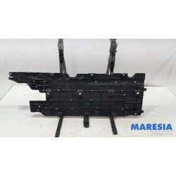 Renault - Megane - Beschermplaat bodem