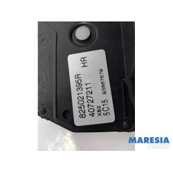 Renault - Trafic - Mécanique de verrouillage porte coulissante droite