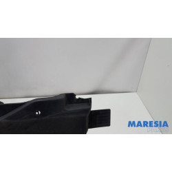 Renault - Clio - Beschermplaat bodem