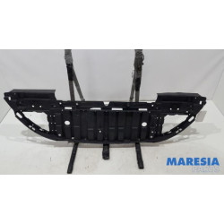 Renault - Clio - Stoßstange Bodenplatte