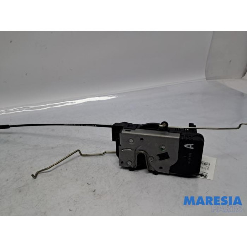 Renault - Trafic - Mécanique de verrouillage portière arrière camionnette