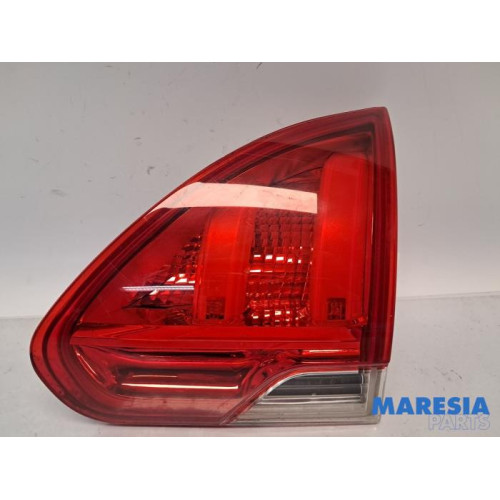 Peugeot - 2008 - Feu arrière droit