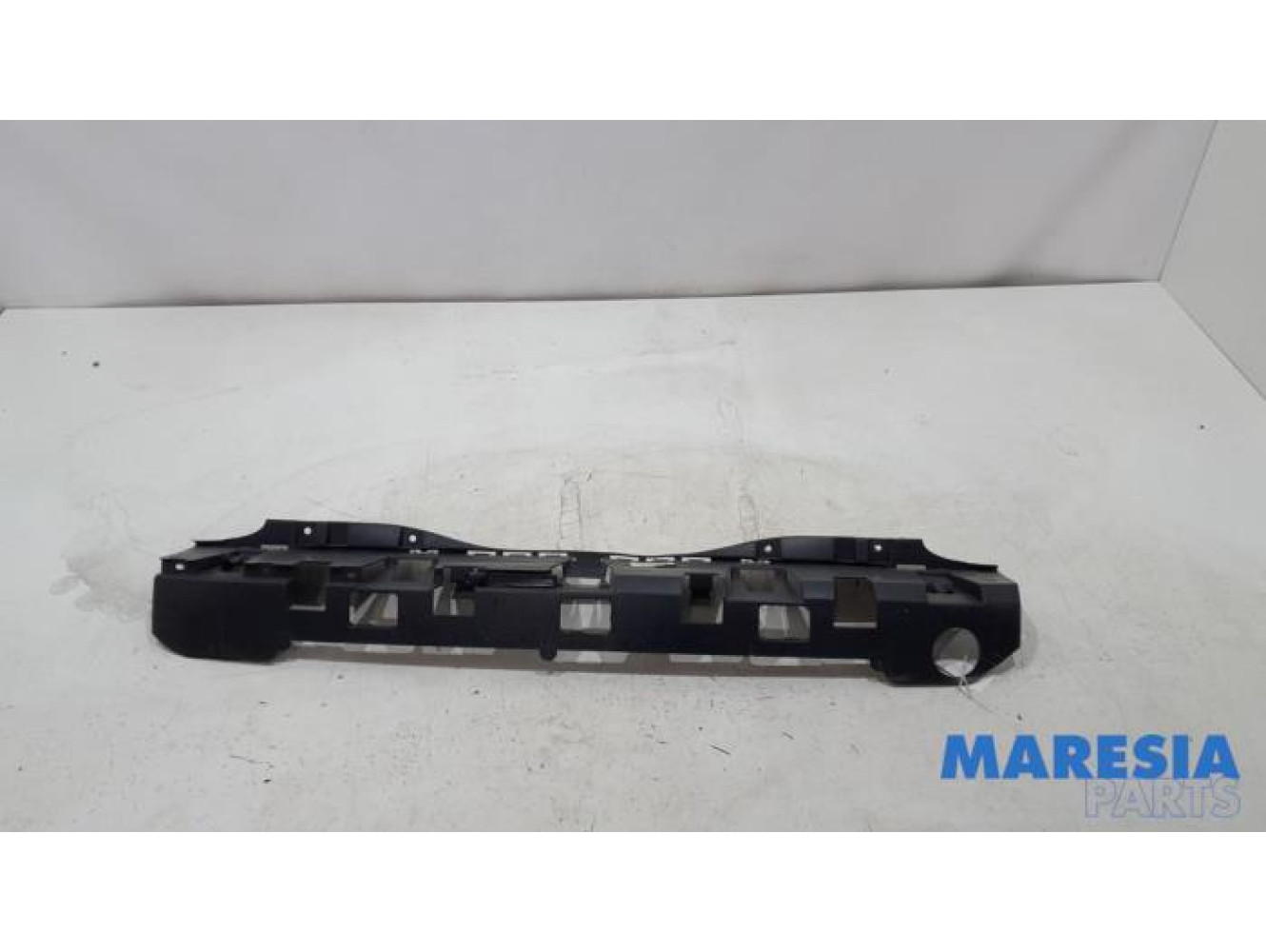 Citroen - C4 Picasso - Rear bumper bracket central