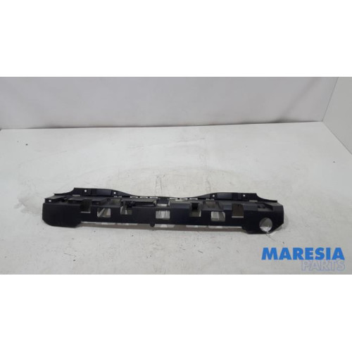 Citroen - C4 Picasso - Rear bumper bracket central