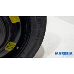 Citroen - C4 Picasso - Krikset + reservewiel