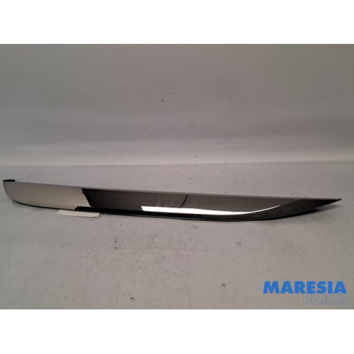 Peugeot - 2008 - Bande décorative