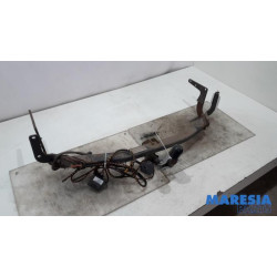 Citroen - C4 Picasso - Crochet d'attelage