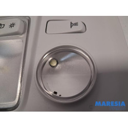 Peugeot - 2008 - Interior lighting, front