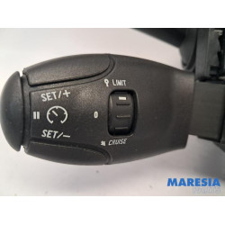 Peugeot - 2008 - Kombischalter Lenksäule