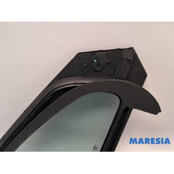 Peugeot - 2008 - Driehoeks Ruit links-voor