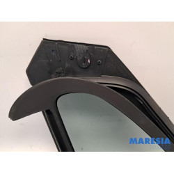 Peugeot - 2008 - Driehoeks Ruit rechts-voor