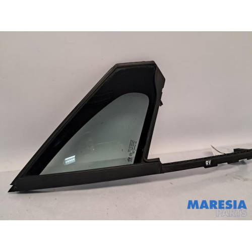 Peugeot - 2008 - Driehoeks Ruit rechts-voor