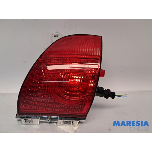 Peugeot - 2008 - Mistachterlicht