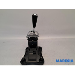 Peugeot - 2008 - Selectiehendel automaat