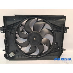 Renault - Clio - Fan motor