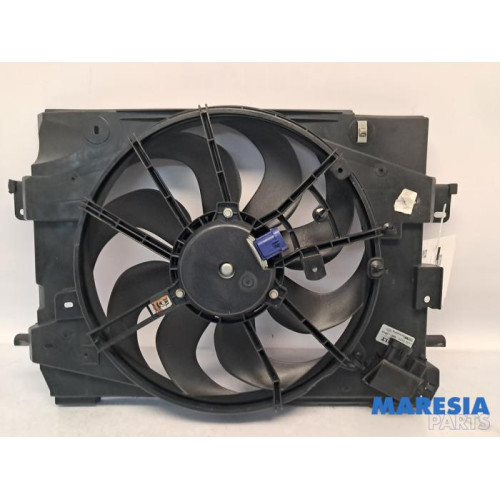 Renault - Clio - Fan motor