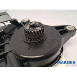 Peugeot - 2008 - Sunroof motor
