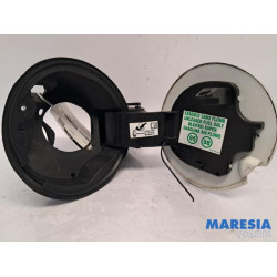 Renault - Clio - Tank Klep