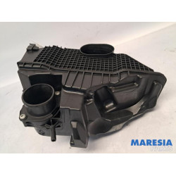 Renault - Clio - Luchtfilterhuis