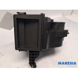 Renault - Clio - Luchtfilterhuis