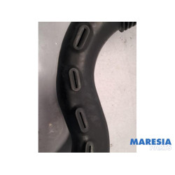 Renault - Clio - Air intake hose