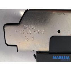 Peugeot - 2008 - Mécanique de verrouillage hayon