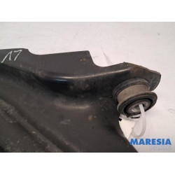 Renault - Clio - Front lower wishbone, left