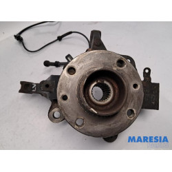 Renault - Clio - Fusee links-voor