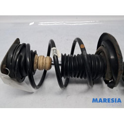 Renault - Clio - Stoßdämpferstrebe links vorne