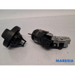 Peugeot - 2008 - Kontaktslot+Sleutel