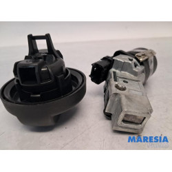 Peugeot - 2008 - Kontaktslot+Sleutel