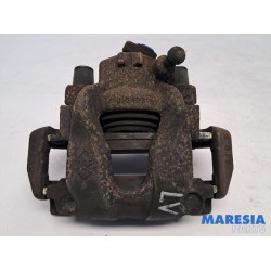 Renault - Clio - Front brake calliper, left