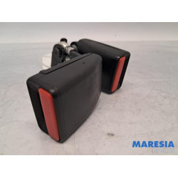 Peugeot - 2008 - Veiligheidsgordel Insteek rechts-achter