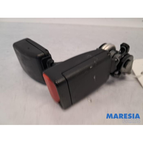 Peugeot - 2008 - Veiligheidsgordel Insteek rechts-achter