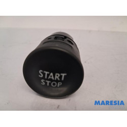 Renault - Clio - Steuergerät Motormanagement