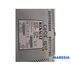 Renault - Clio - Regelunit Multi Media