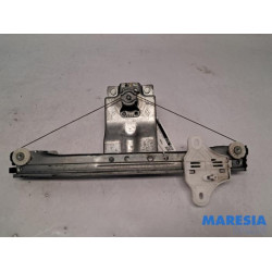 Renault - Clio - Rear door window mechanism 4-door, right