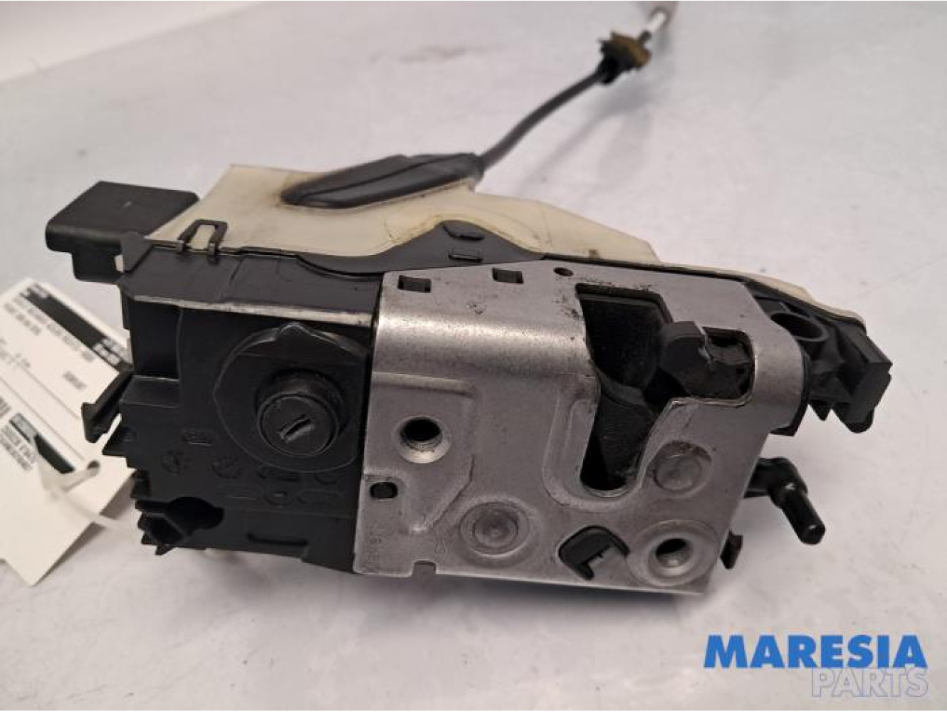 Peugeot - 2008 - Serrure portière mécanique 4portes avant droite