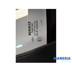 Renault - Clio - Vitre triangulaire avant droite