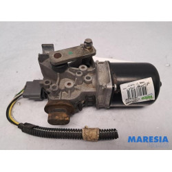 Renault - Clio - Scheibenwischermotor vorne