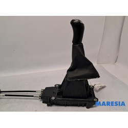 Renault - Clio - Gear stick