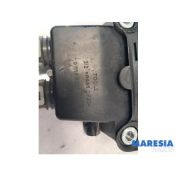 Renault - Clio - Gear stick