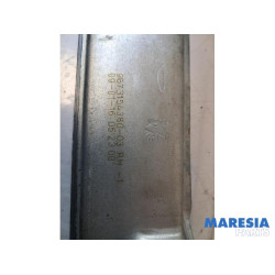 Peugeot - 2008 - Fenstermechanik 4-türig rechts vorne