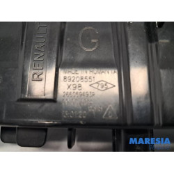 Renault - Clio - Dagrijverlichting links